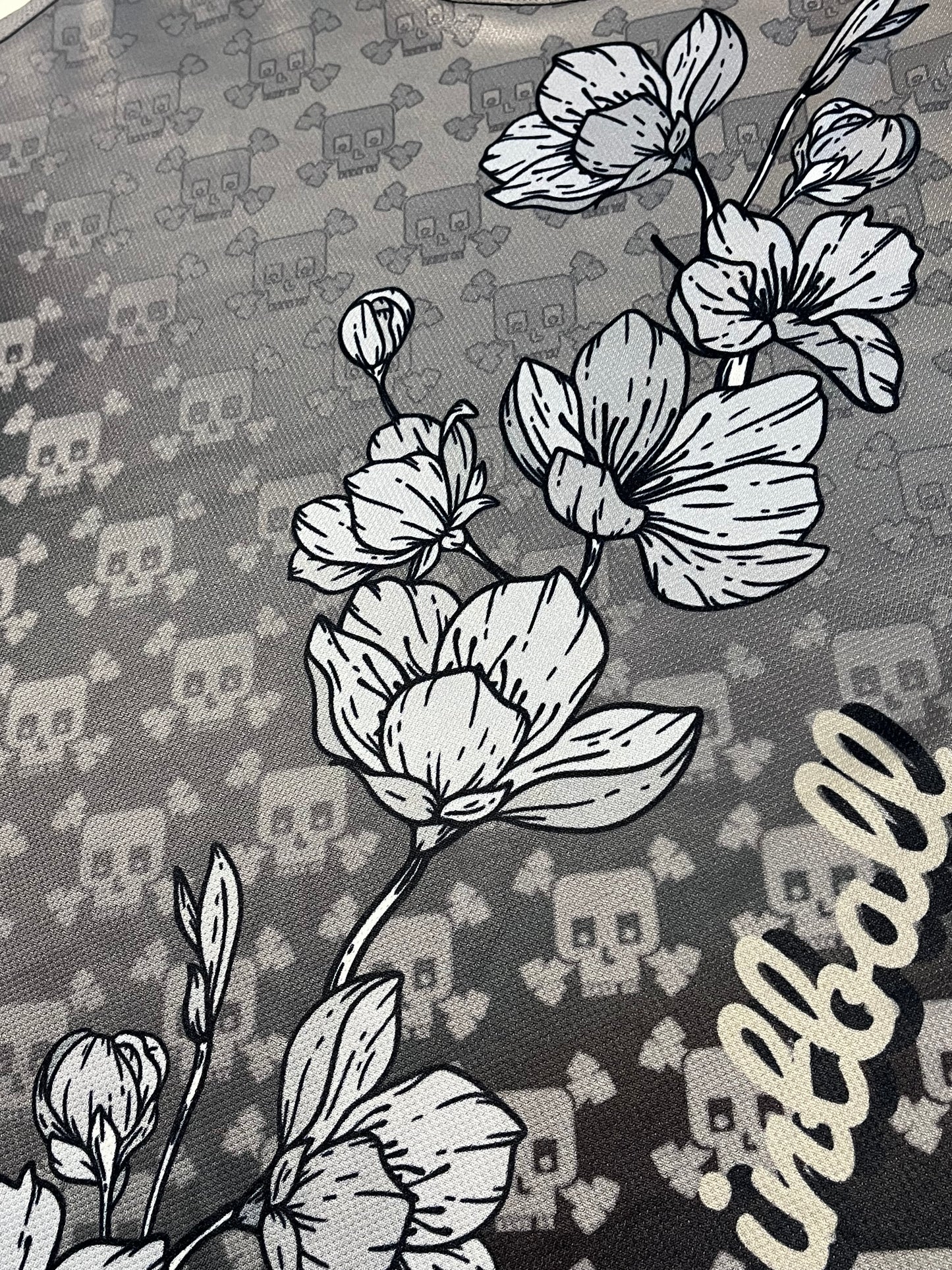 3XL- Platinum dust Sakura & skulls tank top (XXXL)